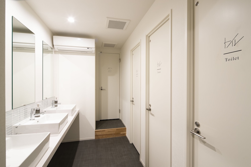 エコノミー 4 人部屋 ベッド (複数台) 禁煙 バスルーム0 | イマノ大阪 心斎橋ホステル