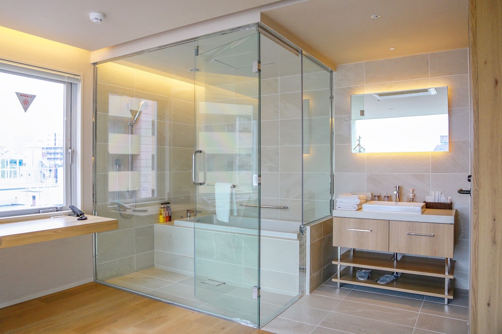 デラックス ツインルーム 禁煙 バスルーム0 | ホテルコンファクト