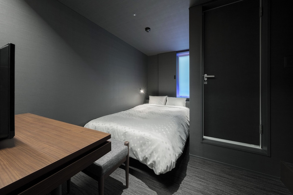 ダブルルーム 禁煙 | ホテルコンファクト