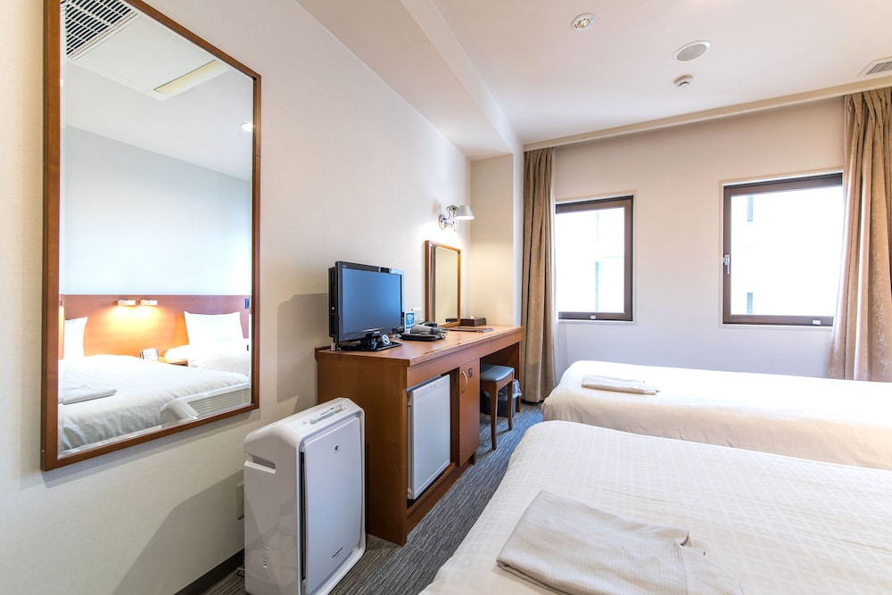 エコノミー ツインルーム 禁煙 客室5 | サンパレスホテル