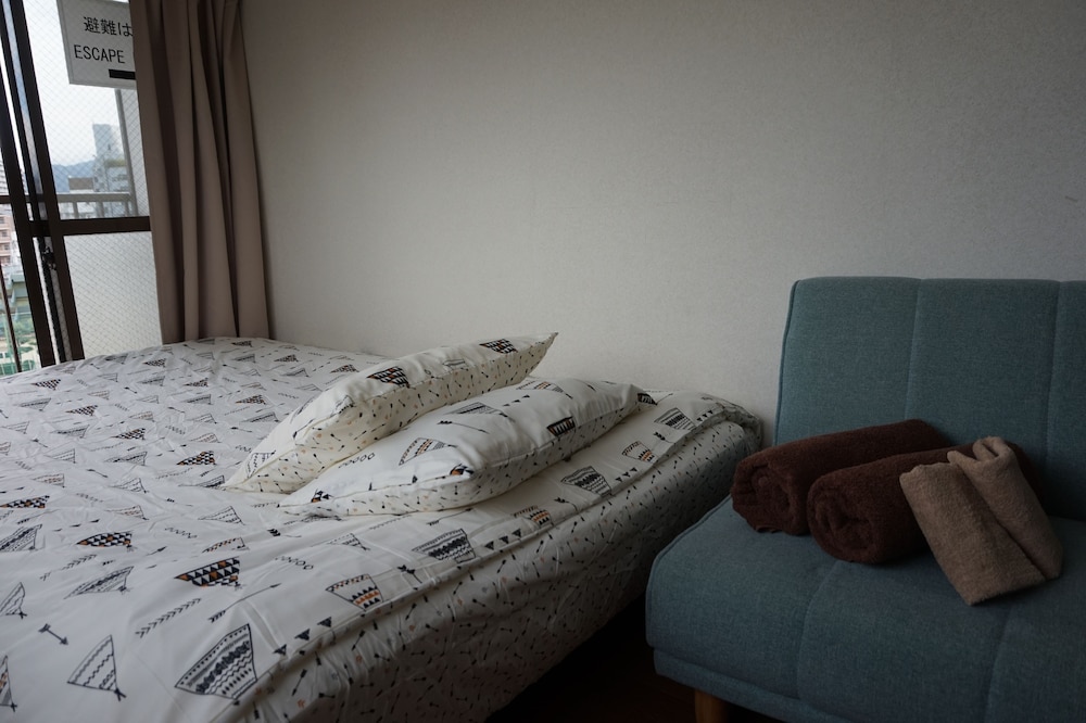 スタジオアパートメント バルコニー付 (701) 客室3 | キュービック30