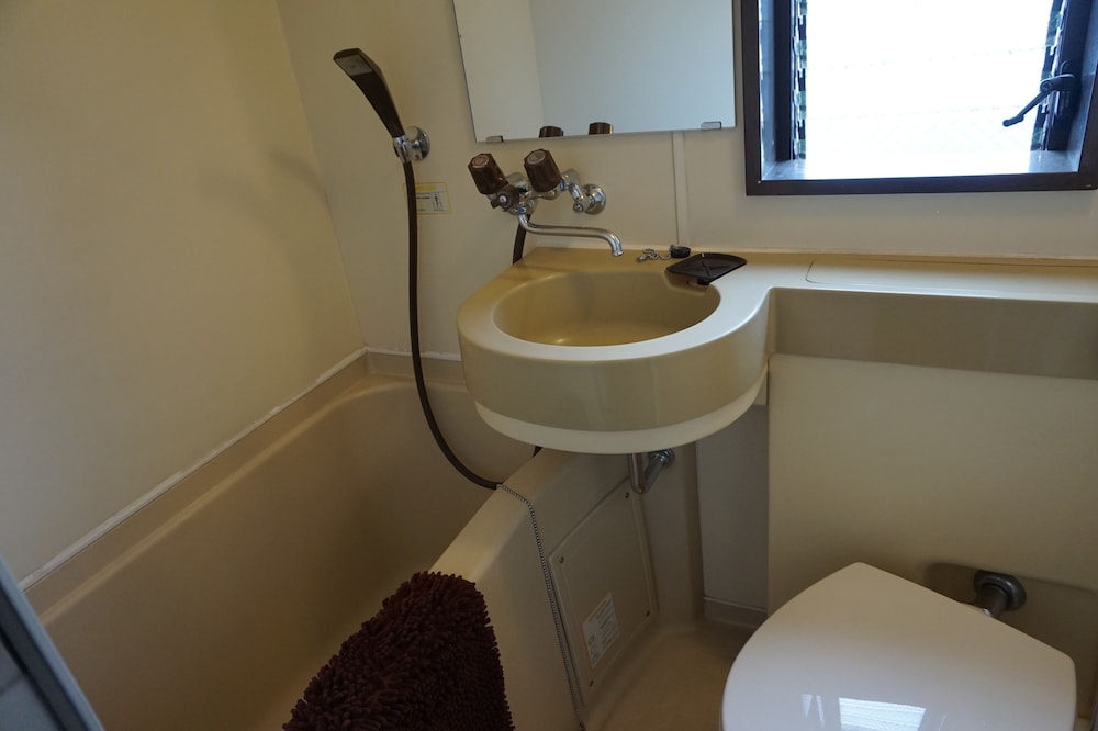 スタジオアパートメント バルコニー付 (701) バスルーム0 | キュービック30