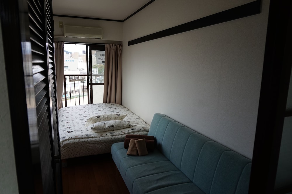 スタジオアパートメント バルコニー付 (701) 客室5 | キュービック30