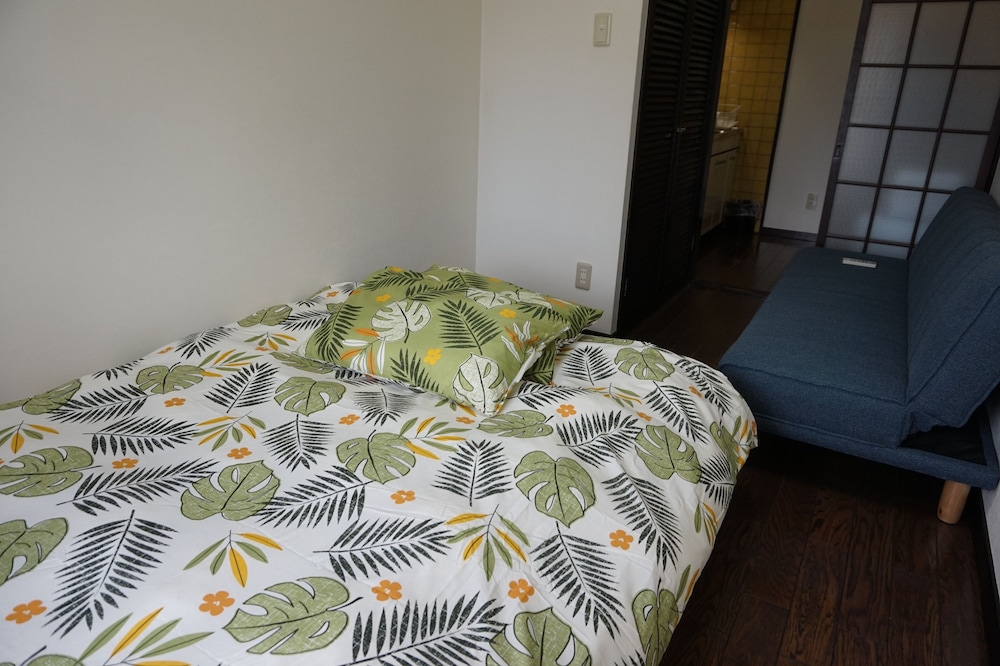 スタジオアパートメント バルコニー付 (702) 客室1 | キュービック30