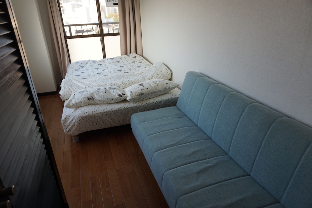 スタジオアパートメント バルコニー付 (701) 客室4 | キュービック30