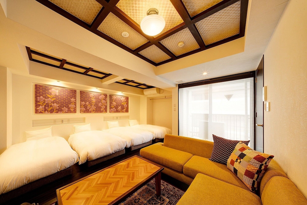 レトロな洋室のお部屋 客室3 | ホテルサンリオット北浜