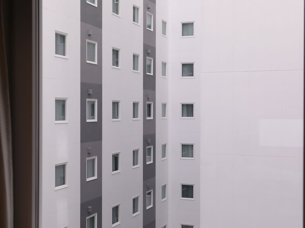 ダブル 禁煙室 [眺望なし] 部屋からの景観0 | アパホテル & リゾート横浜ベイタワー