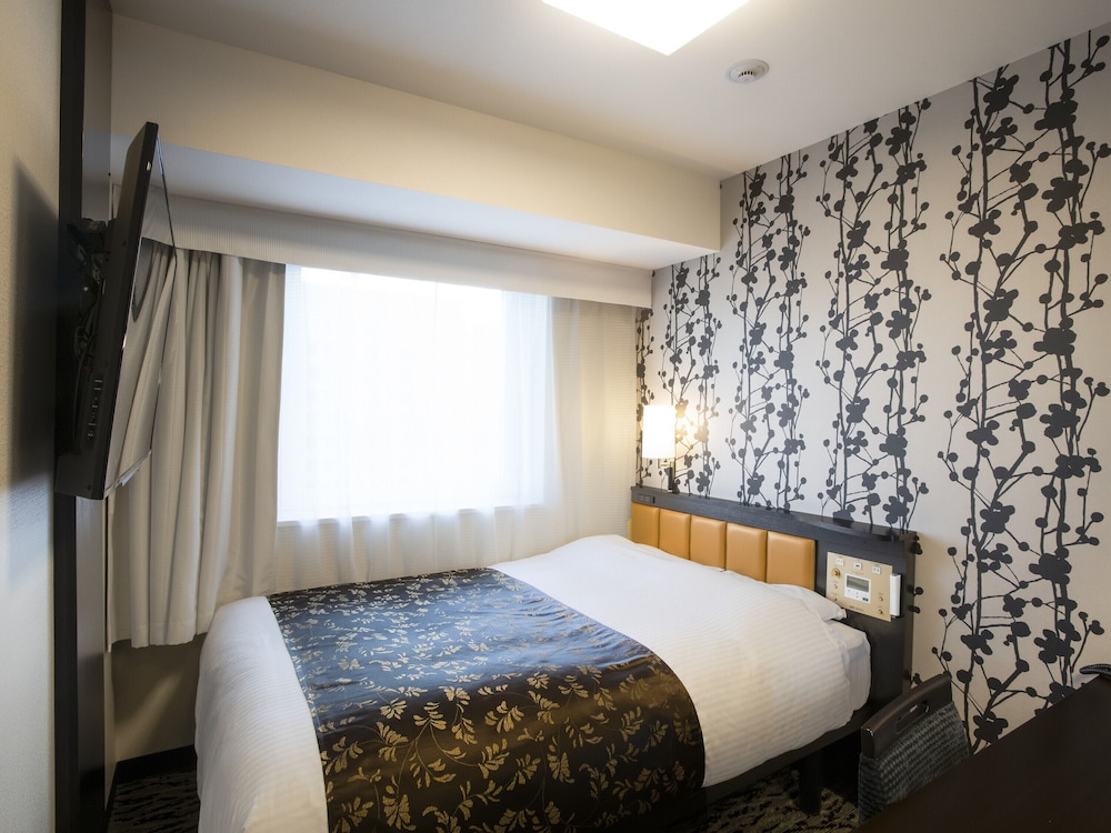 ダブル 禁煙室 [眺望あり] *眺望指定不可 | アパホテル & リゾート横浜ベイタワー