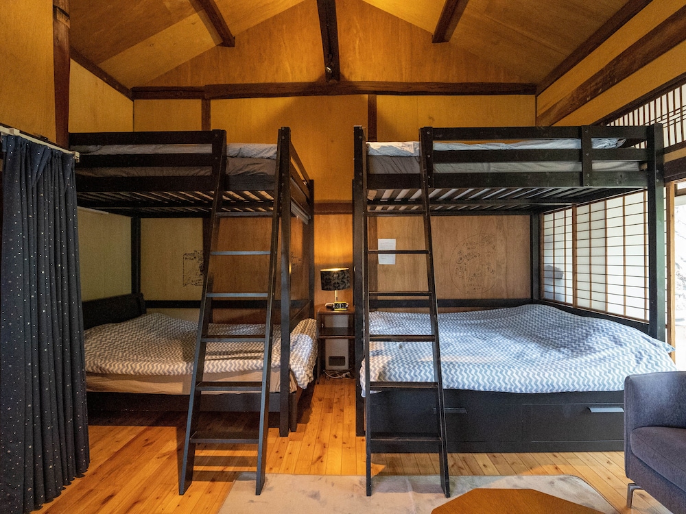 東棟 客室2 | スミツグハウス東棟