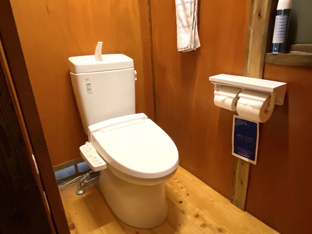 西館 バスルーム2 | スミツグハウス西棟