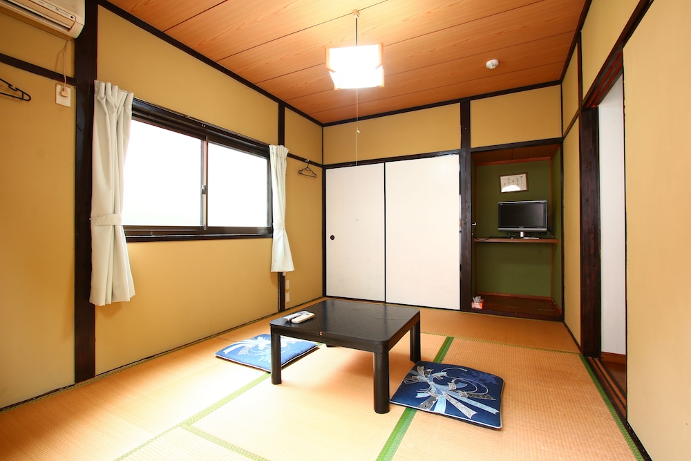 一棟貸し部屋 客室2 | ラムネ温泉 仙寿の里