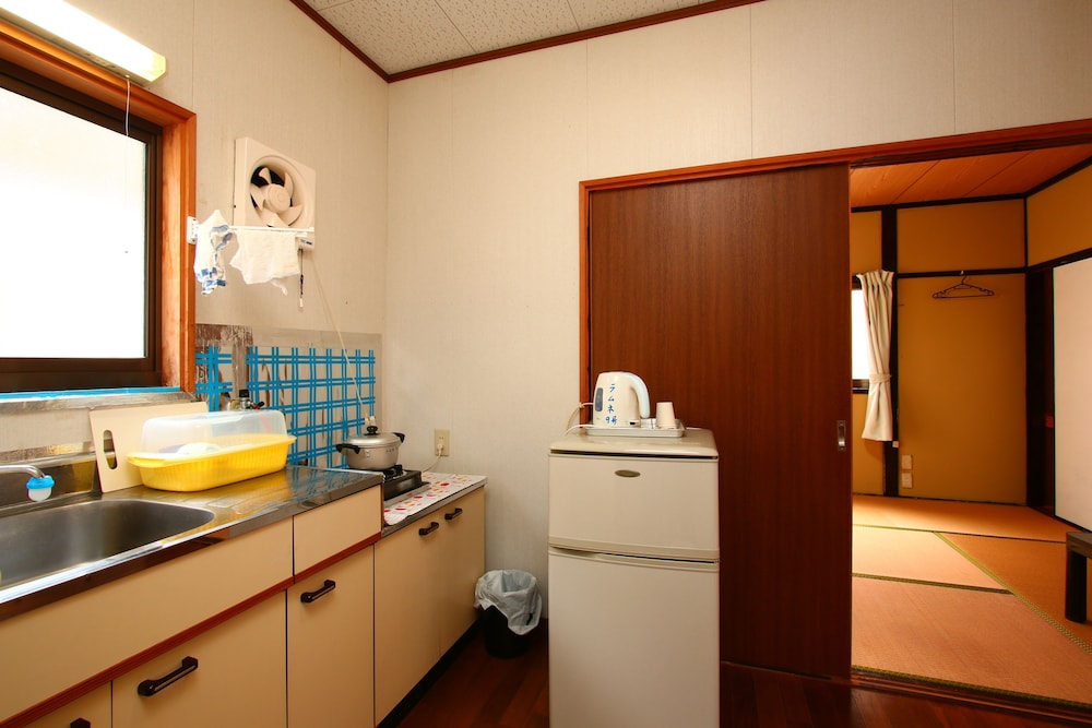 一棟貸し部屋 専用簡易キッチン0 | ラムネ温泉 仙寿の里
