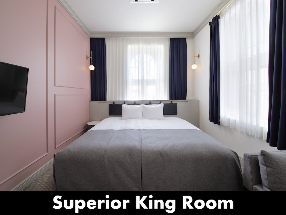 スーペリアキングルーム 客室3 | アンワインドホテル & バー小樽