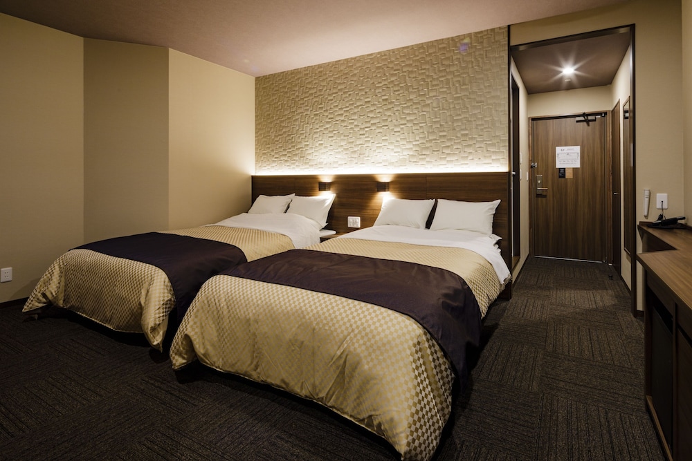 6階洋室ツイン 客室1 | ホテル京都エミナース