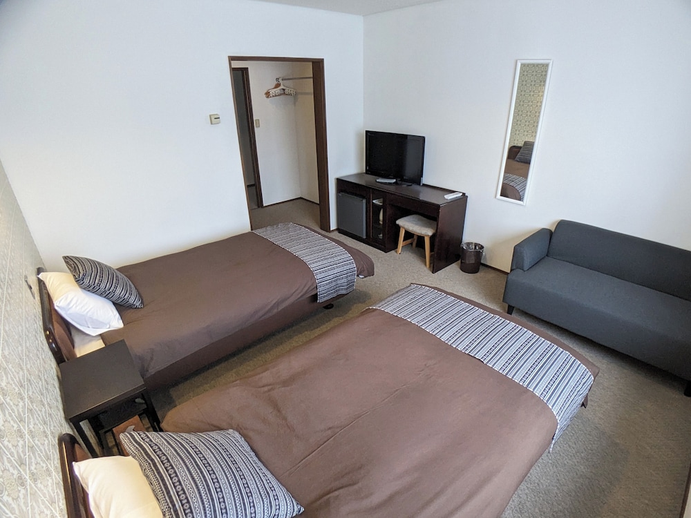 スタンダード ルーム (ペット同伴不可) 客室3 | ホワイトツリーロッジ