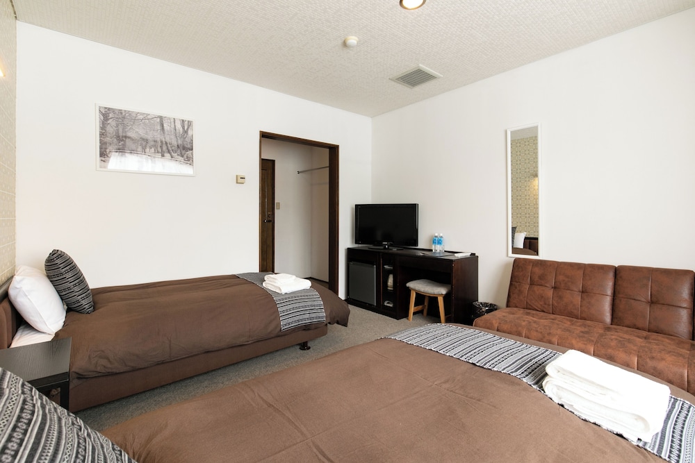 スタンダード ルーム (ペット同伴不可) 客室2 | ホワイトツリーロッジ