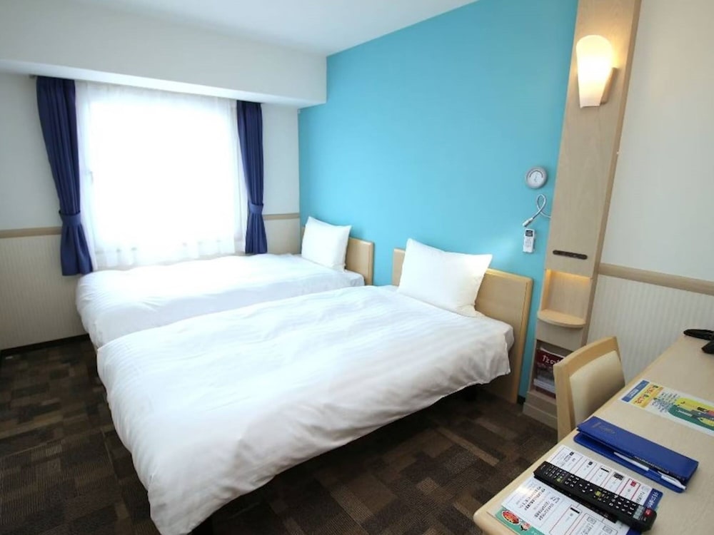 ツインルーム 喫煙可 | 東横 INN 府中南武線南多摩駅前