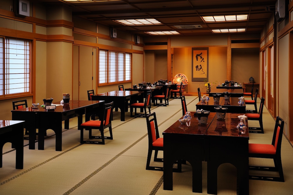 レストラン1 | 野の花 焼山荘 レストラン1 | 野の花 焼山荘