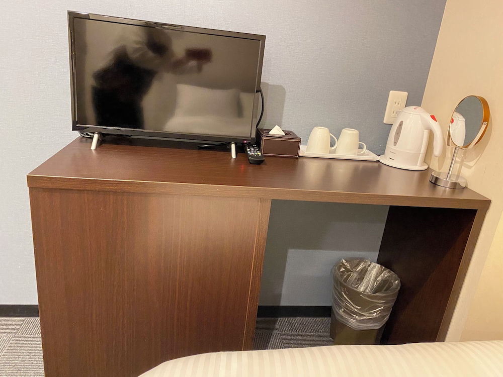 コンフォート ダブルルーム ダブルベッド 1 台 禁煙 シティビュー 客室2 | 花築・大阪堺筋本町ホテル