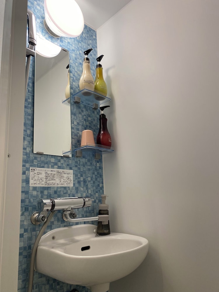 コンフォート ツインルーム シングルベッド 2 台 禁煙 シティビュー 客室2 | 花築・大阪堺筋本町ホテル