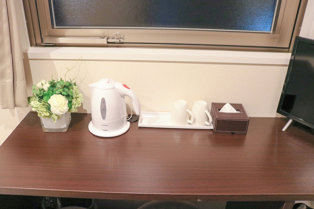 ビジネス ダブルルーム ダブルベッド 1 台 禁煙 シティビュー 客室1 | 花築・大阪堺筋本町ホテル