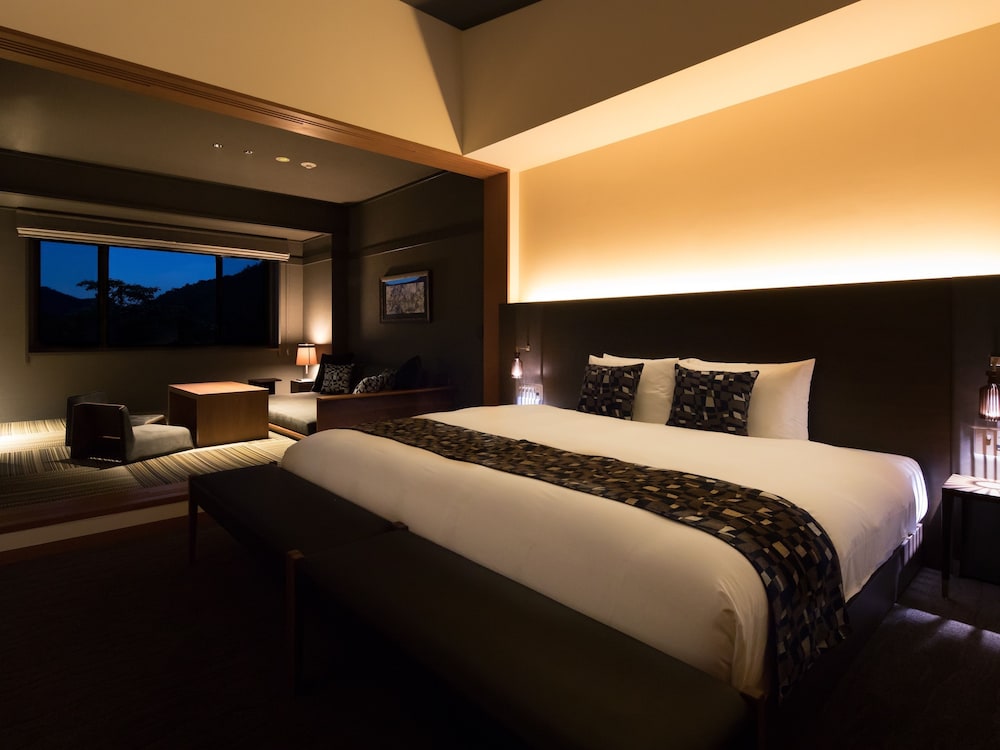 スーペリアデラックスダブル (46平米) 客室1 | bar hotel 箱根香山