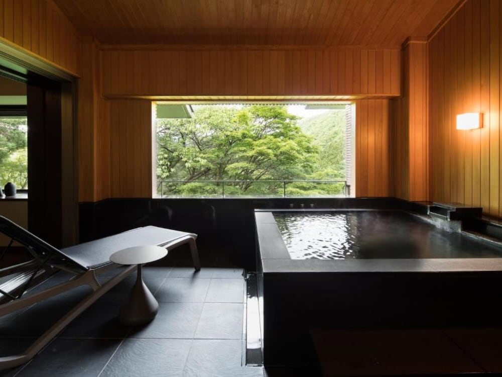 プレジデンシャルスイート(132平米) 部屋からの景観0 | bar hotel 箱根香山