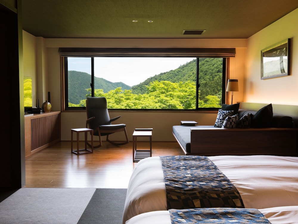 スーペリアハリウッドツイン(40平米) 部屋からの景観0 | bar hotel 箱根香山