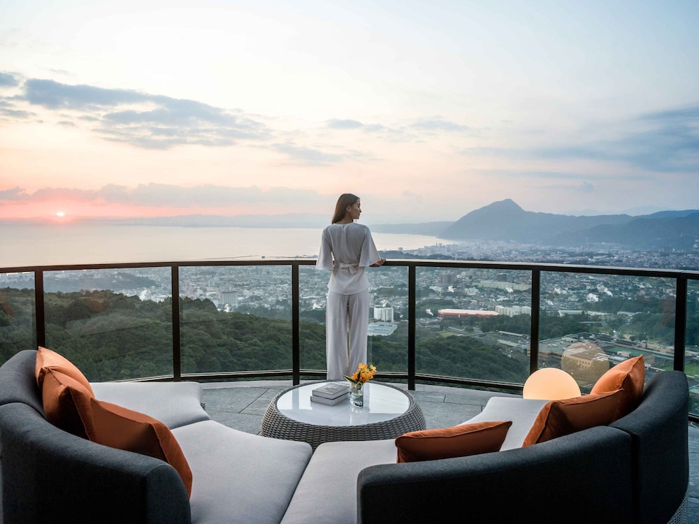 スイート シングルベッド 1 台 (Panorama) | ANAインターコンチネンタル別府リゾート＆スパ by IHG