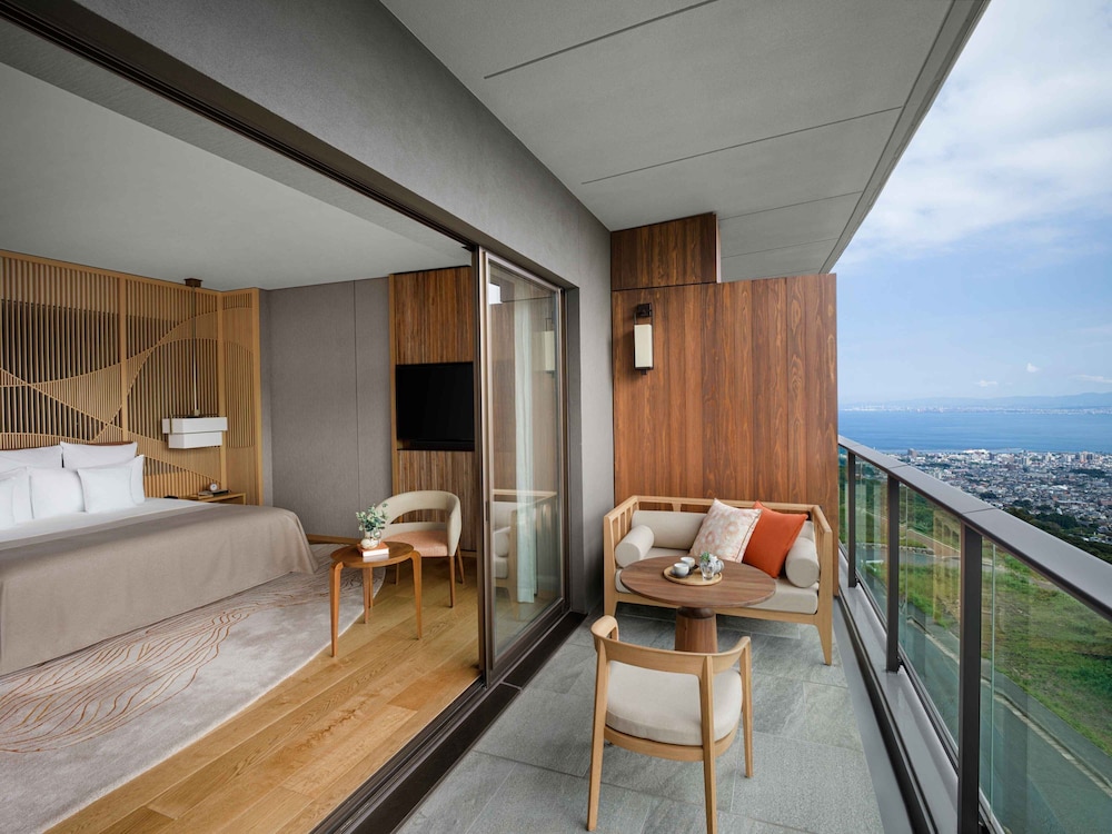 クラシック ルーム キングベッド 1 台 シティビュー (Beppu City View) | ANAインターコンチネンタル別府リゾート＆スパ by IHG