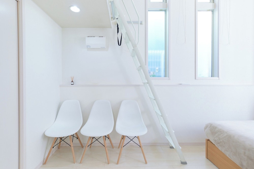 ワンルーム+ロフトスペース I リビング エリア4 | Soshigaya Apartment