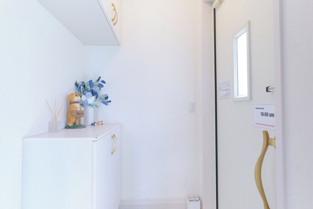 ワンルーム+ロフトスペース I 客室10 | Soshigaya Apartment