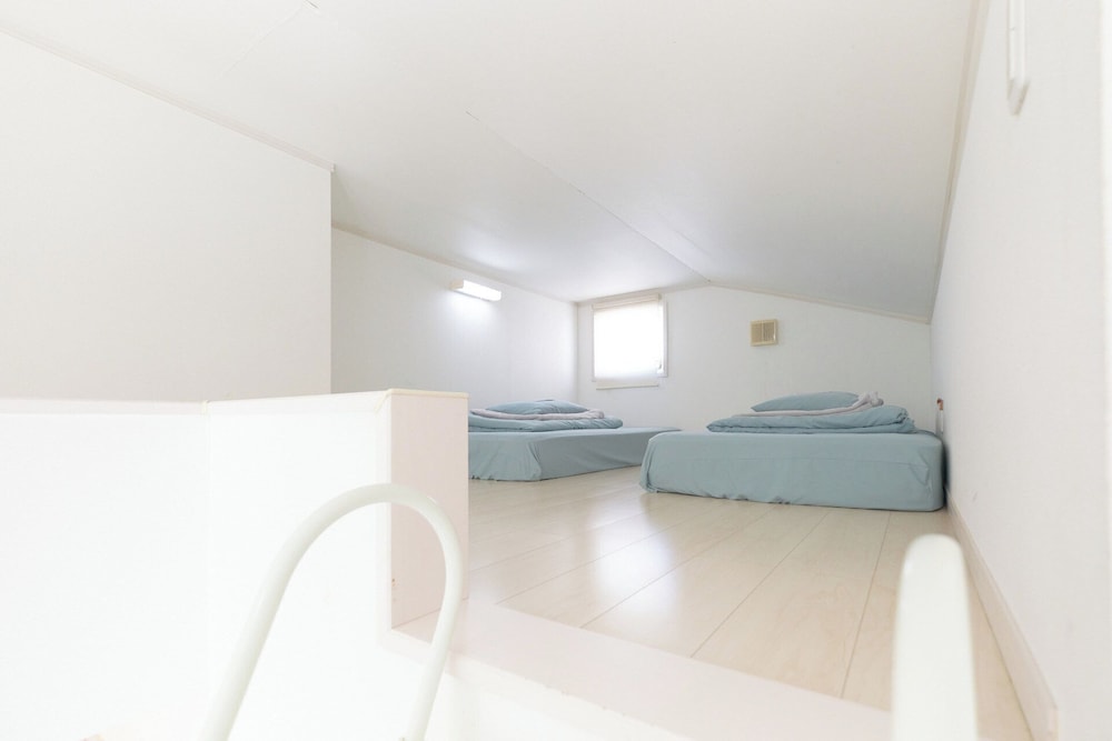 ワンルーム+ロフトスペース II 客室6 | Soshigaya Apartment