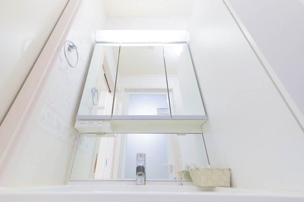 ワンルーム+ロフトスペース II バスルーム0 | Soshigaya Apartment