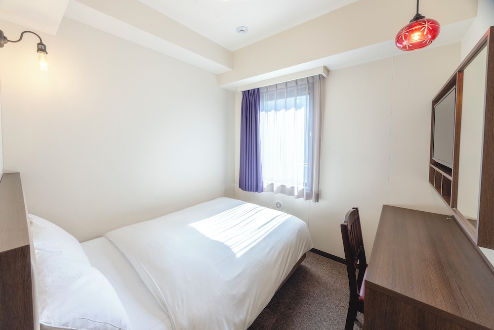 スモールダブルルーム 禁煙 | ホテルウィングインターナショナルセレクト池袋