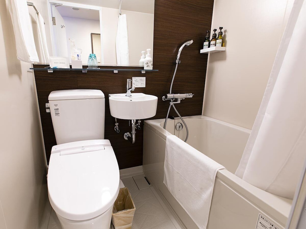 スモールダブルルーム 禁煙 客室3 | ホテルウィングインターナショナルセレクト池袋