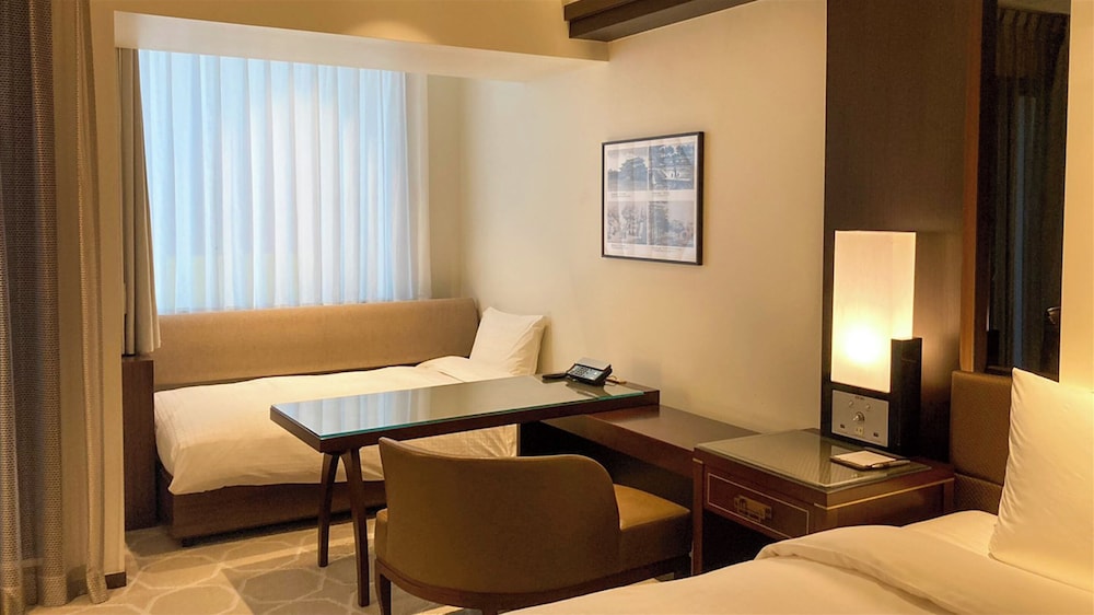 【プレミアツイン】3-7階／40.3平米 客室5 | 沖縄かりゆしリゾートEXES那覇