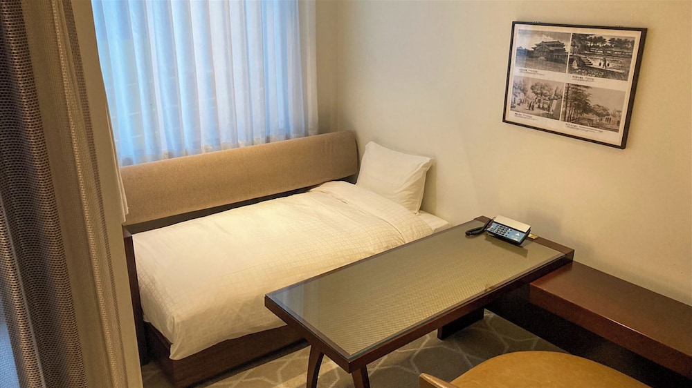 【プレミアツイン】3-7階／40.3平米 客室4 | 沖縄かりゆしリゾートEXES那覇