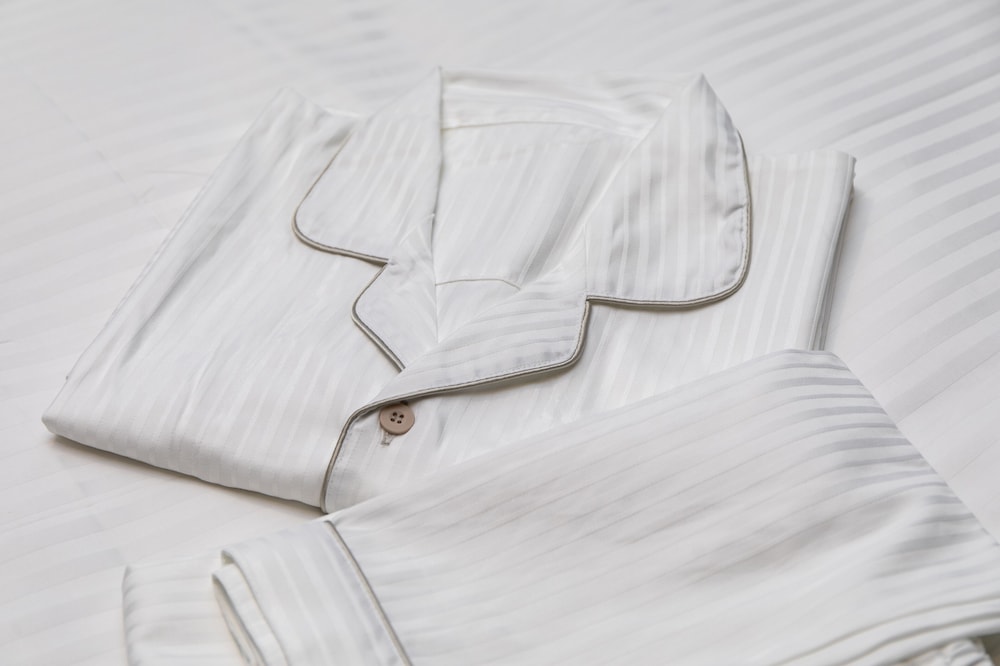 スモールダブルルーム 禁煙 客室2 | KOKO HOTEL 新橋御成門