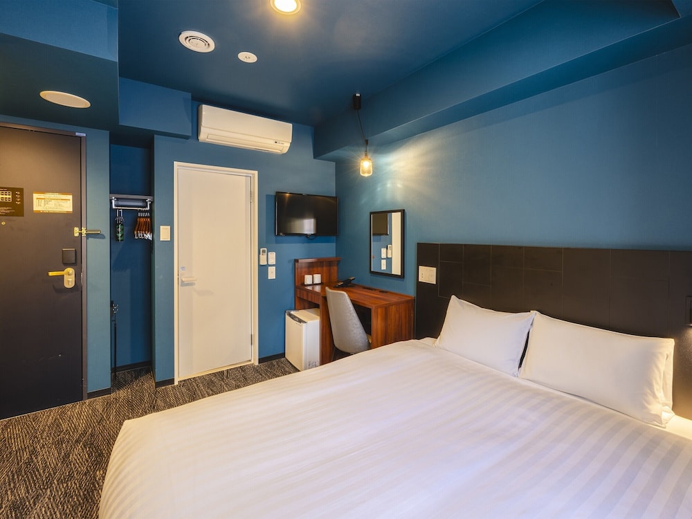 ダブルルーム 禁煙 | KOKO HOTEL 新橋御成門