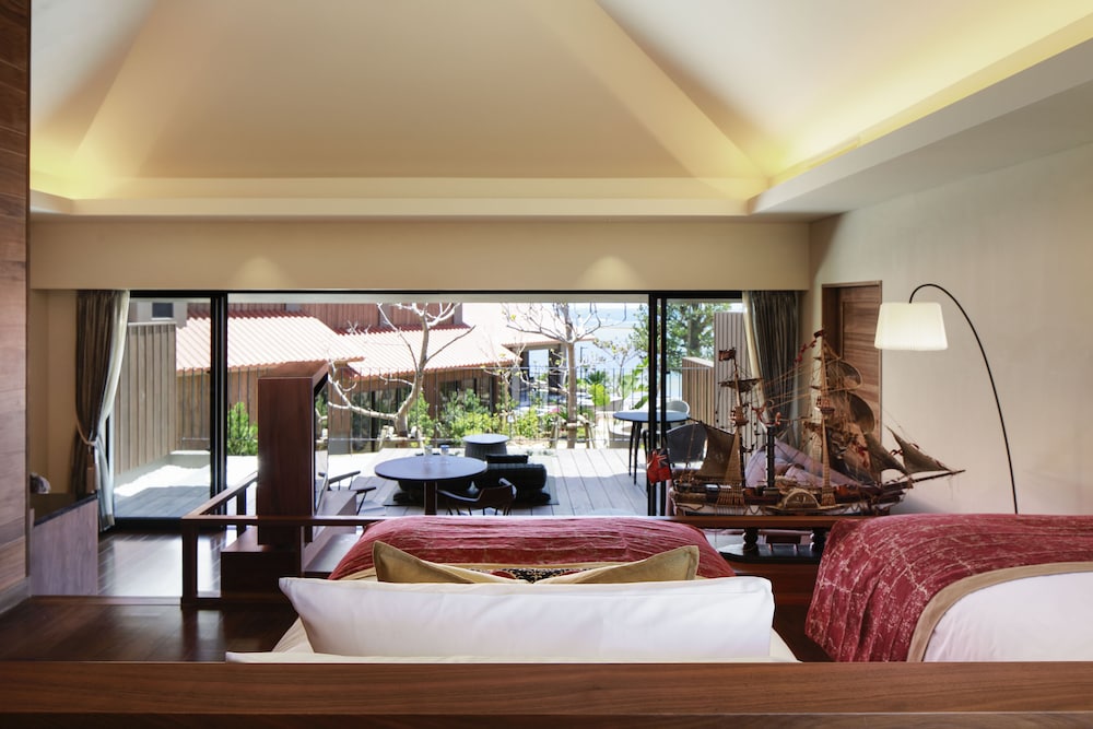 プレミアム ツインルーム | ザ・ひらまつ ホテルズ & リゾーツ 宜野座