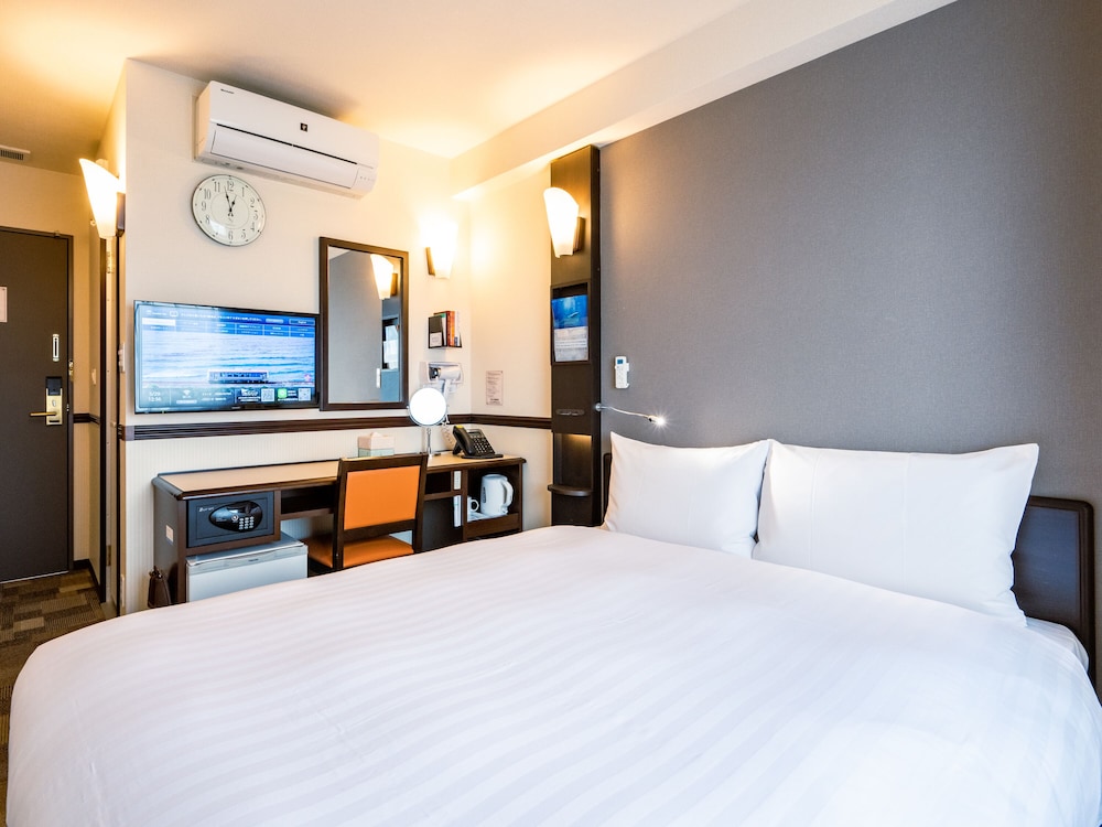 エコノミー ダブルルーム 喫煙可 客室2 | 東横INN 中部国際空港 2