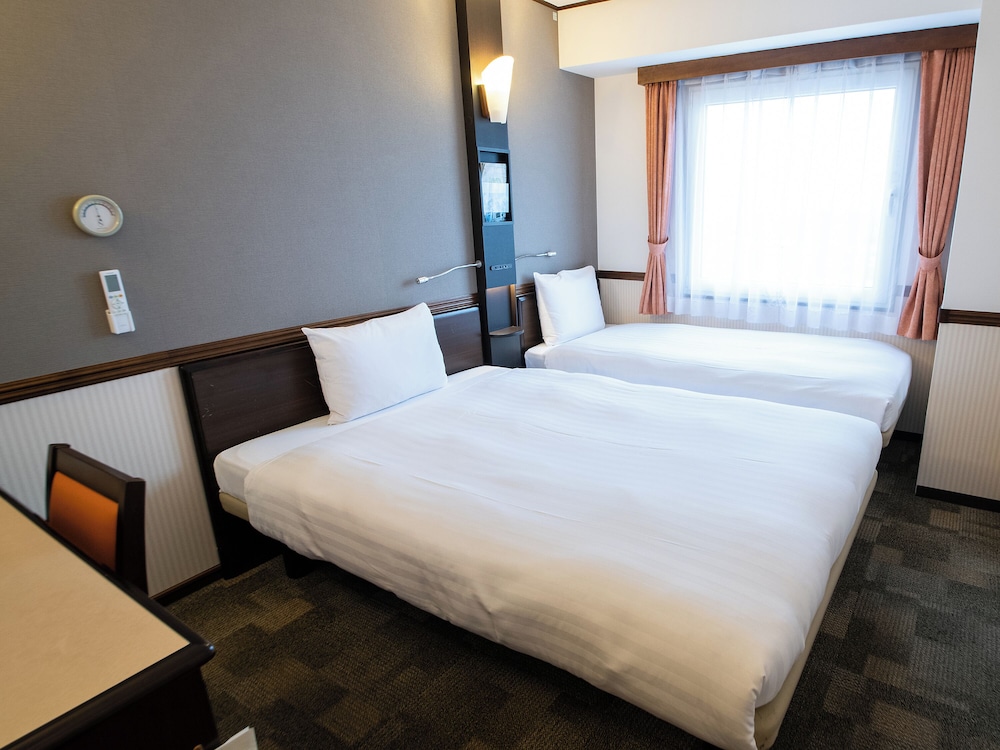 ツインルーム 禁煙 | 東横INN 中部国際空港 2