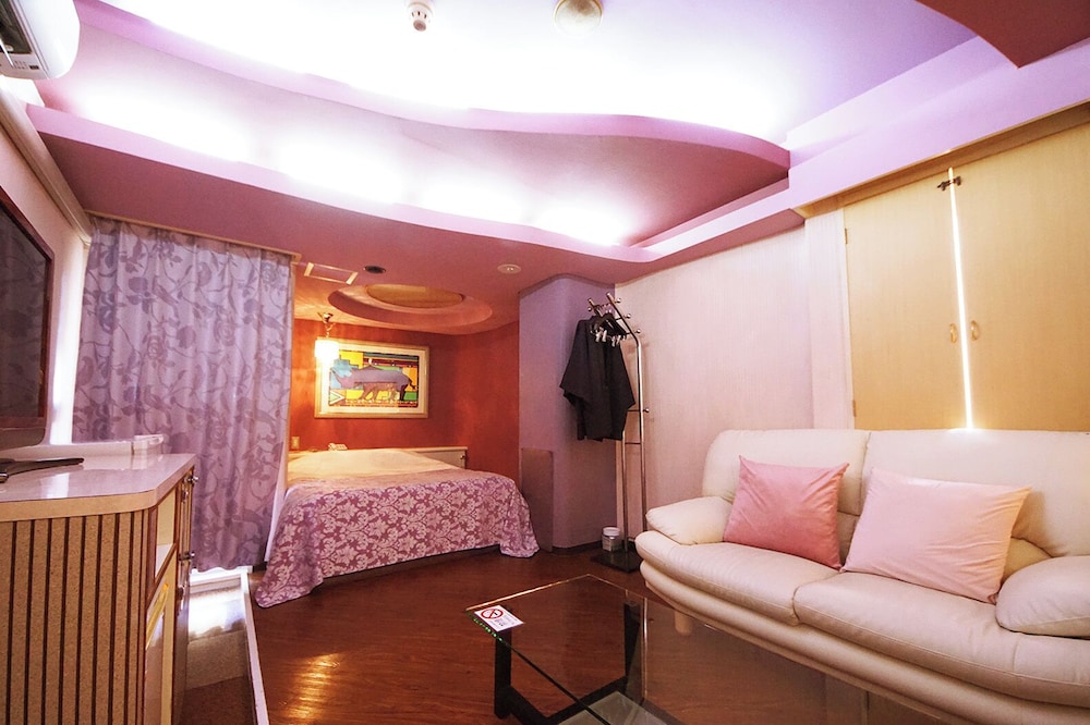 スタンダードダブルルーム (スカイツリービュー) 客室2 | ホテル ミュー - 大人限定