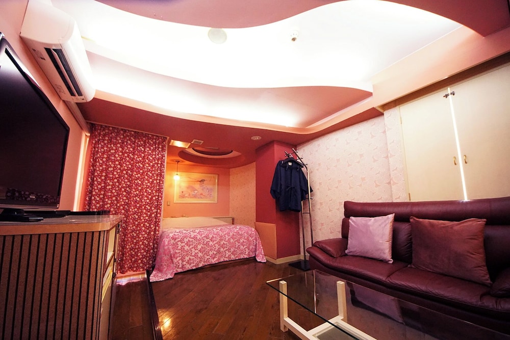 スタンダードダブルルーム (スカイツリービュー) 客室3 | ホテル ミュー - 大人限定