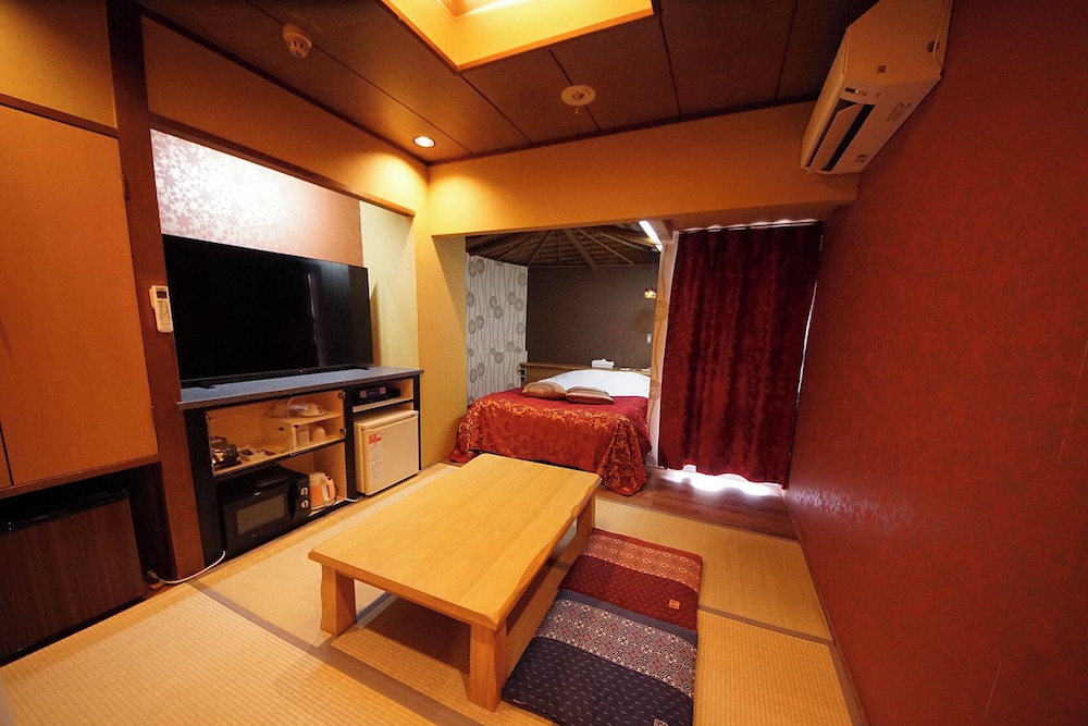 スタンダードダブルルーム (スカイツリービュー) 客室4 | ホテル ミュー - 大人限定