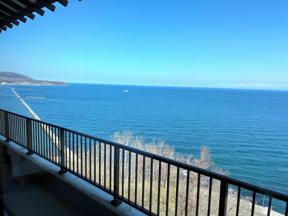 新館 特別和洋室 客室14 | 料亭湯宿 銀鱗荘