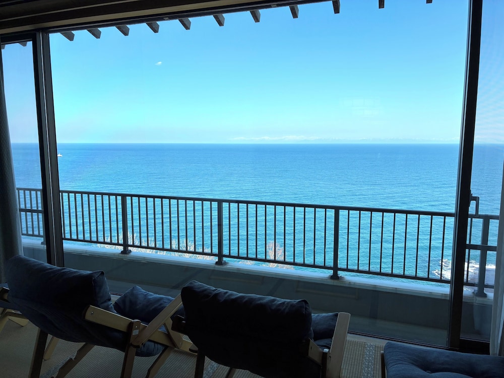 新館 特別和洋室 客室15 | 料亭湯宿 銀鱗荘