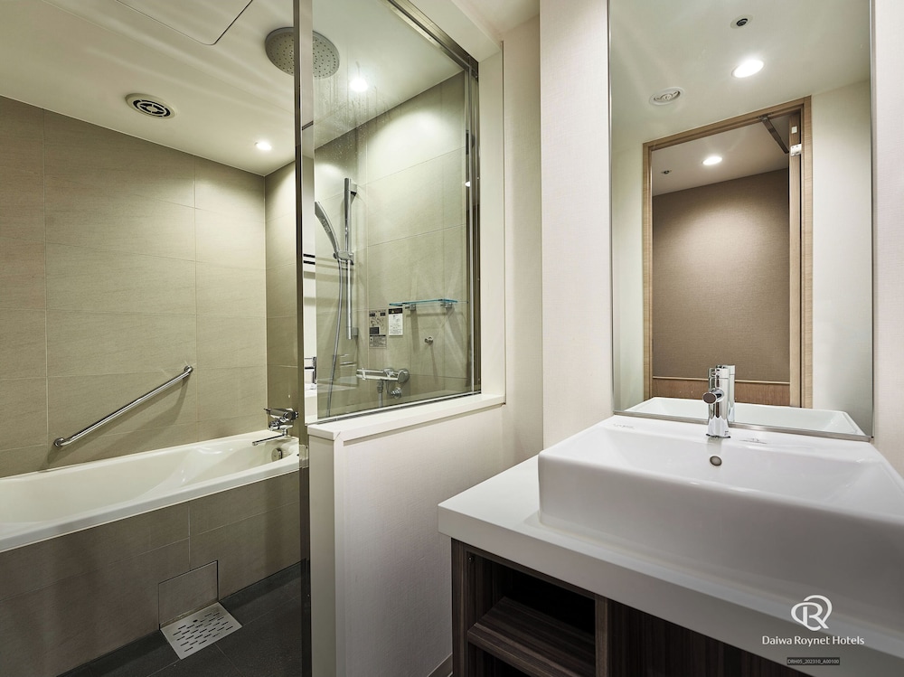 モデレートダブル 禁煙 バスルーム0 | DEL style 大阪心斎橋 by Daiwa Roynet Hotel