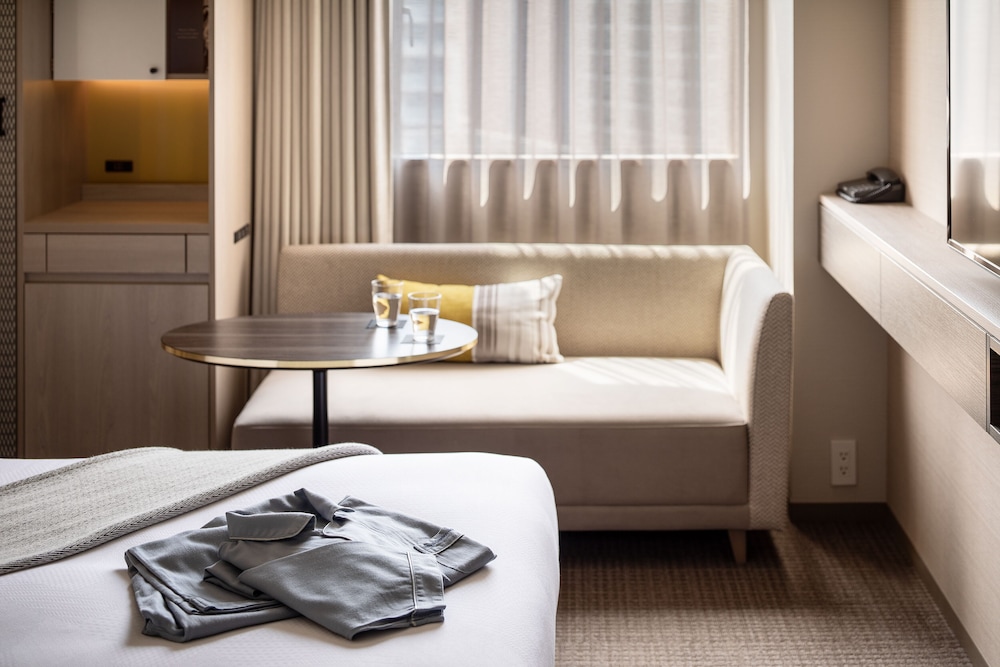 スタンダードダブル (禁煙) 客室2 | 三井ガーデンホテル福岡祇園